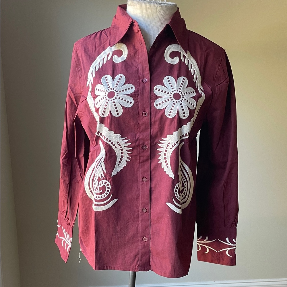 ANNA KAY Maroon Floral Embroidered Button-Down Shirt